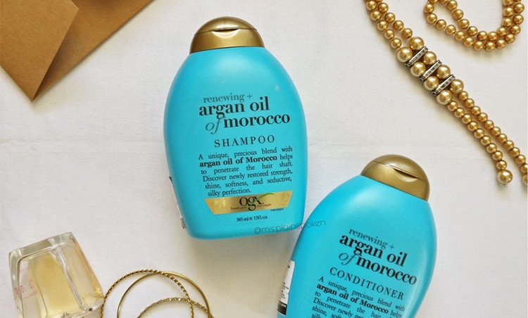 شامپو او جی ایکس OGX مدل روغن آرگان مراکشی Argan Oil Of Morocco آبی 385 میل